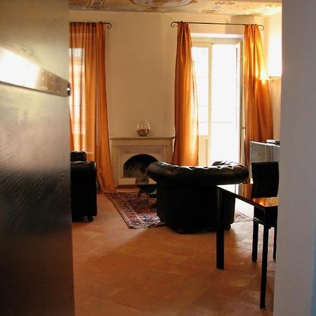 Parizzi Suites & Restaurant Parme Extérieur photo