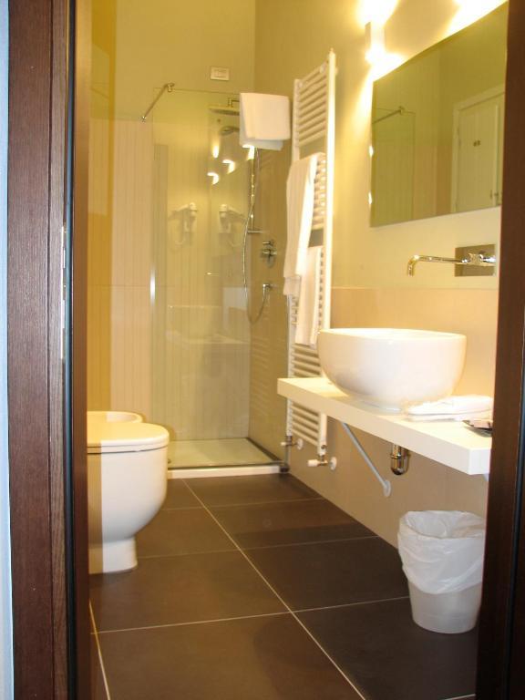 Parizzi Suites & Restaurant Parme Chambre photo