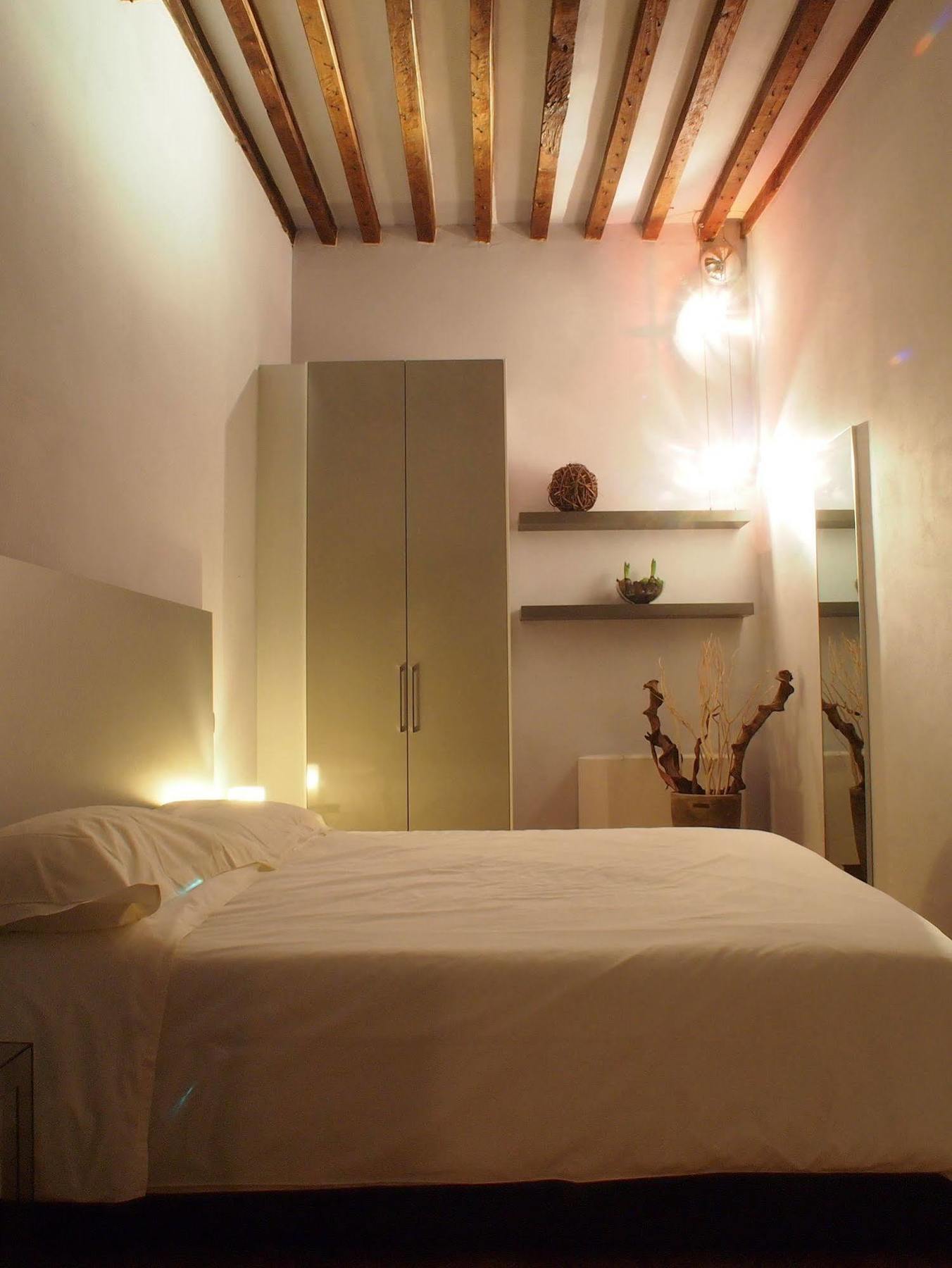 Parizzi Suites & Restaurant Parme Extérieur photo