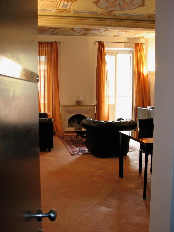 Parizzi Suites & Restaurant Parme Extérieur photo